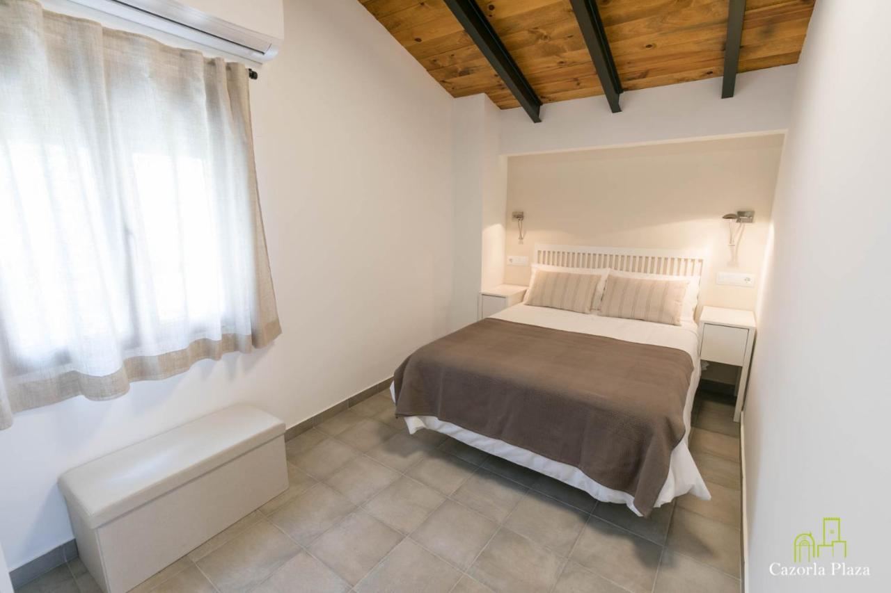 Plaza Apartment *